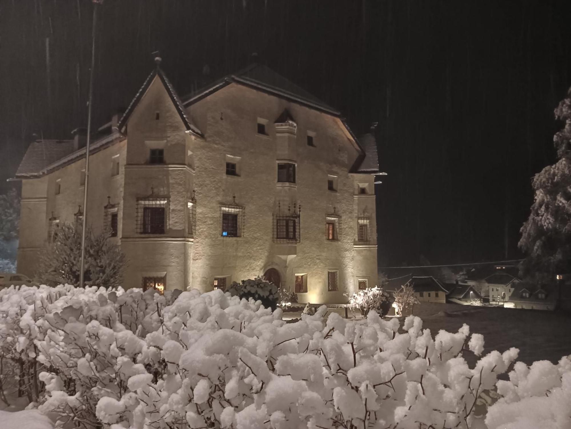 Ansitz Heufler Hotel Rasun di Sopra Kültér fotó