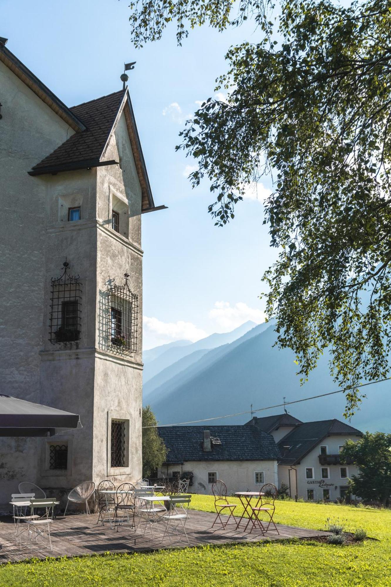 Ansitz Heufler Hotel Rasun di Sopra Kültér fotó